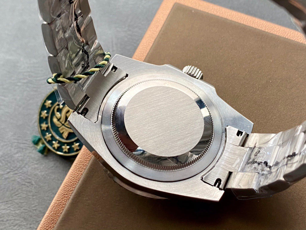 롤렉스 서브마리너 데이트 '스머프' 40mm 블루 다이얼 블루 세라크롬 베젤 오이스터 브레슬릿