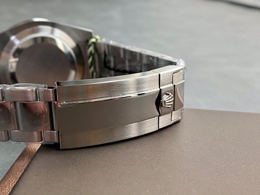 롤렉스 서브마리너 데이트 '스머프' 40mm 블루 다이얼 블루 세라크롬 베젤 오이스터 브레슬릿