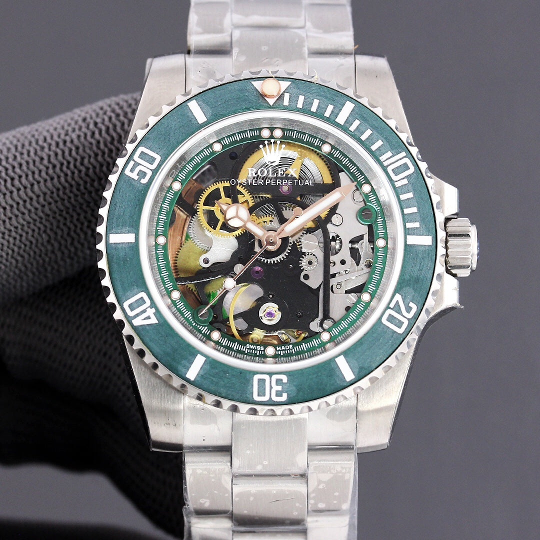 롤렉스 서브마리너 안드레아 피를로 에디션 40mm 스켈레톤 다이얼 그린 세라크롬 베젤 오이스터 브레슬릿