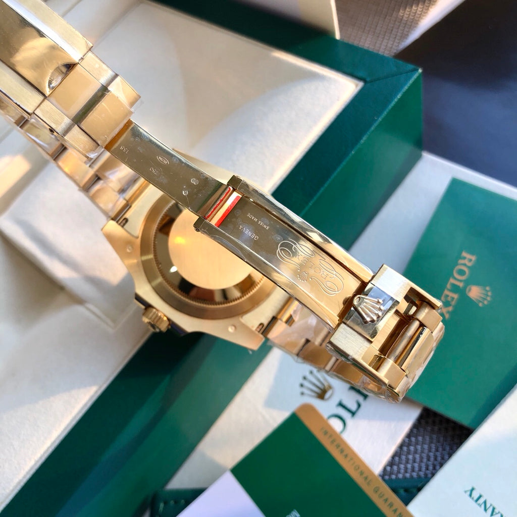 롤렉스 GMT-마스터 II 그린 다이얼 옐로우 골드 40mm