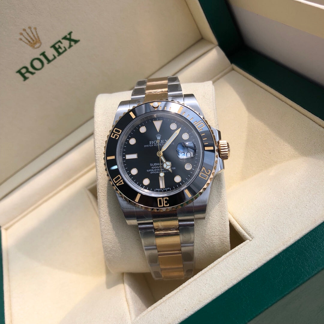 롤렉스 서브마리너 데이트 '흑콤' 41mm 블랙 다이얼 블랙 세라크롬 베젤 오이스터 브레슬릿