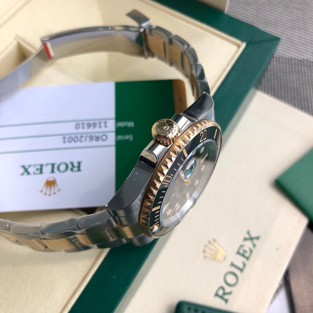 롤렉스 서브마리너 데이트 '흑콤' 41mm 블랙 다이얼 블랙 세라크롬 베젤 오이스터 브레슬릿