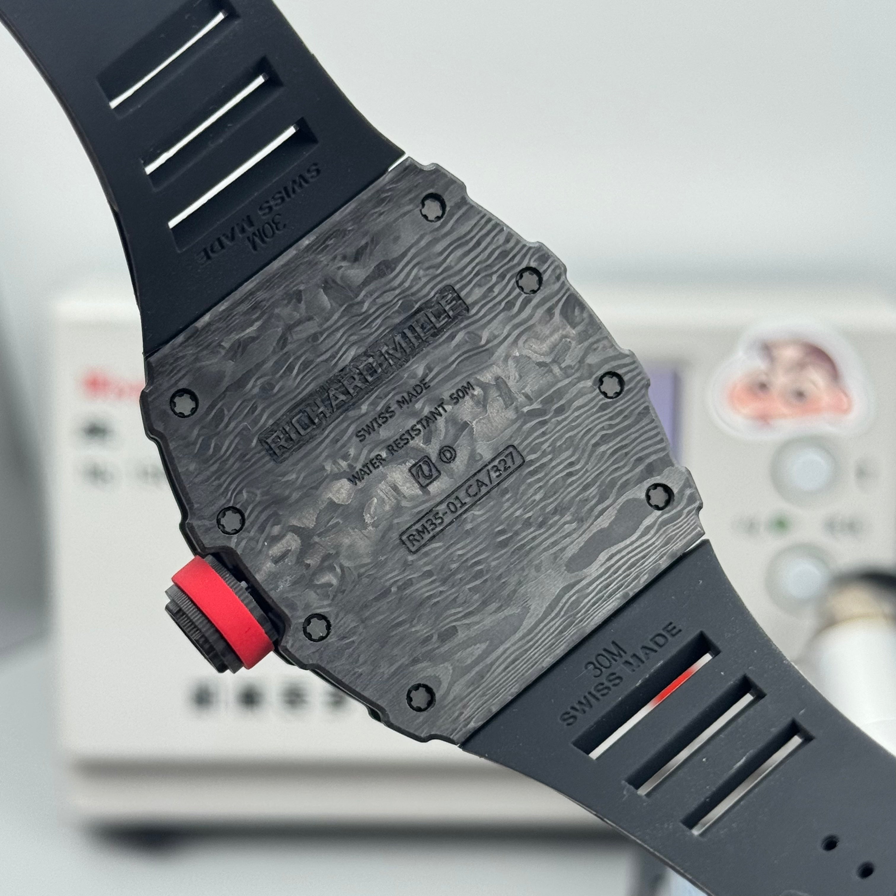 리차드밀 블랙 카본 라파 43mm