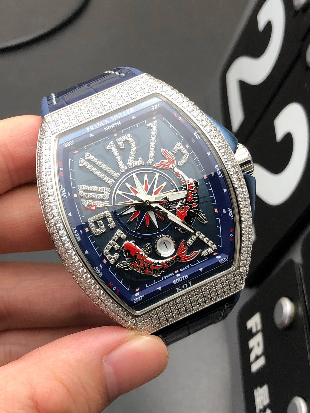프랭크뮬러 블루 잉어 43mm
