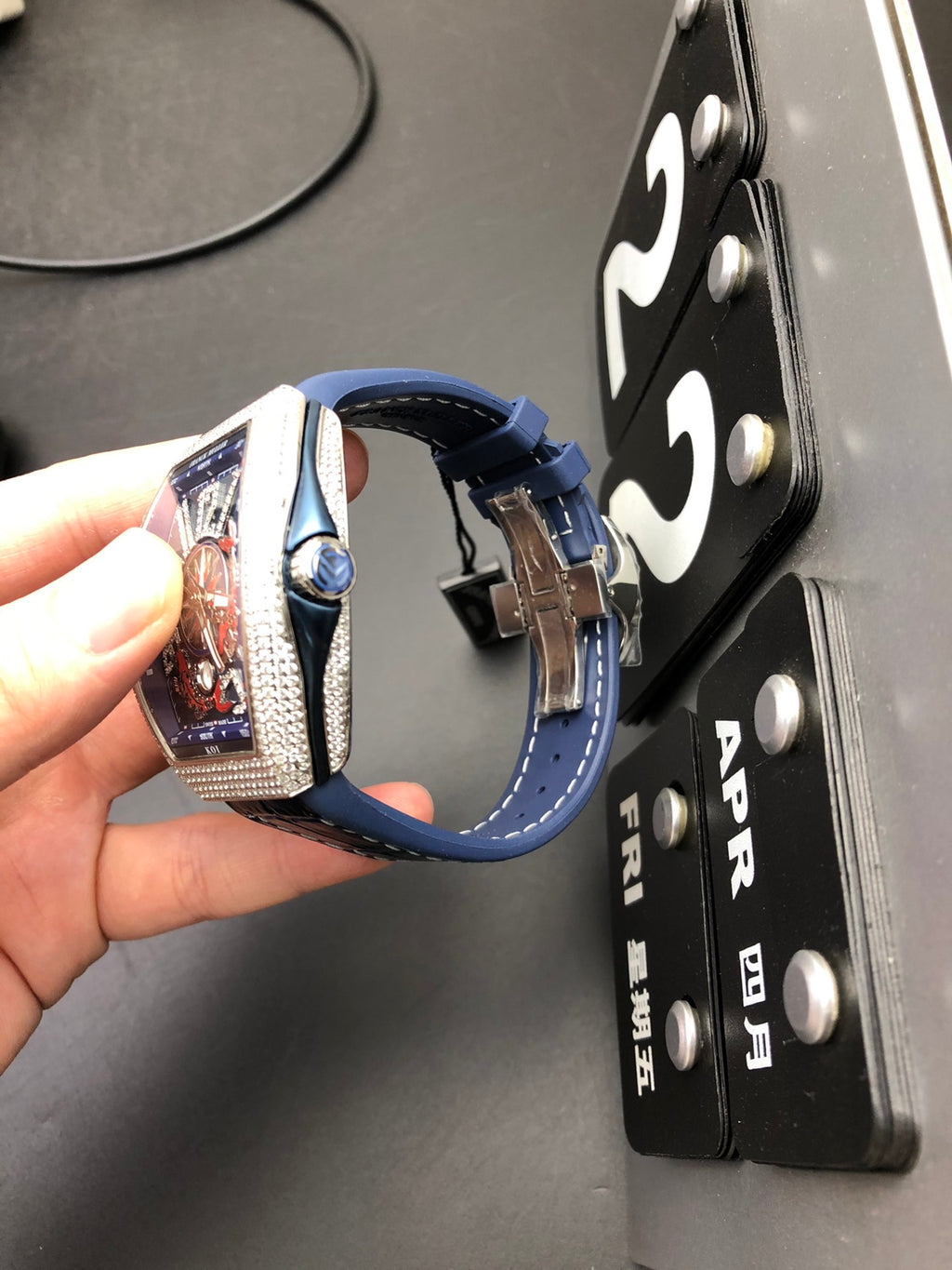 프랭크뮬러 블루 잉어 43mm