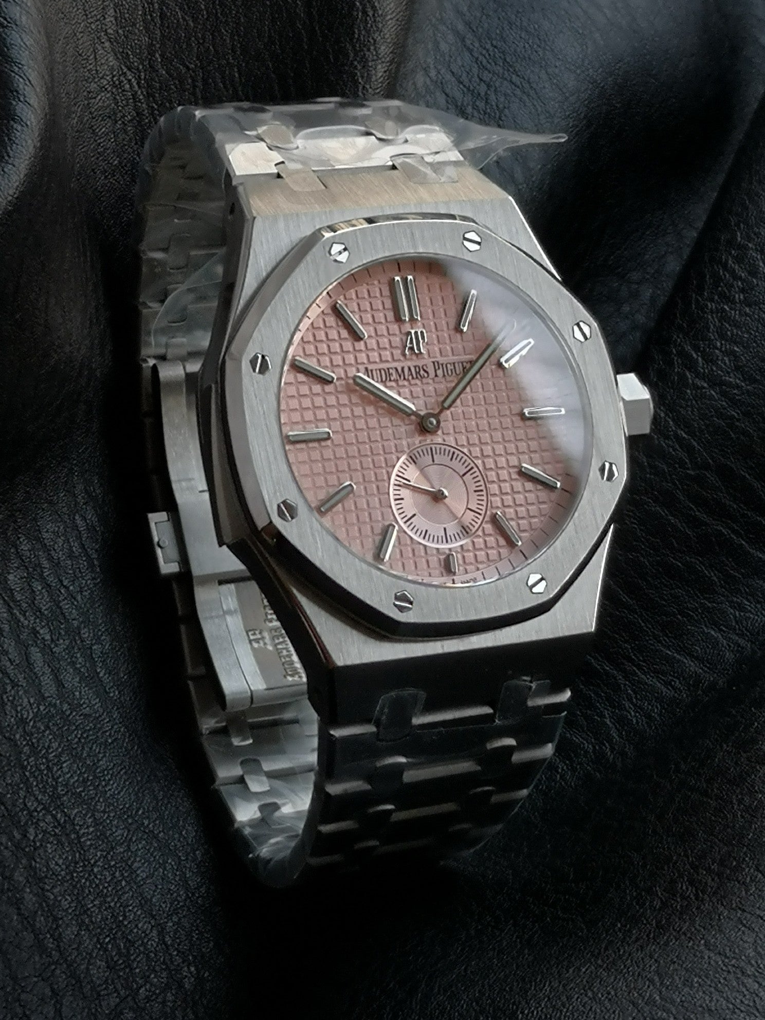오데마피게 로얄오크 미닛 리피터 슈퍼소네리 티타늄 샐먼 42mm 연어
