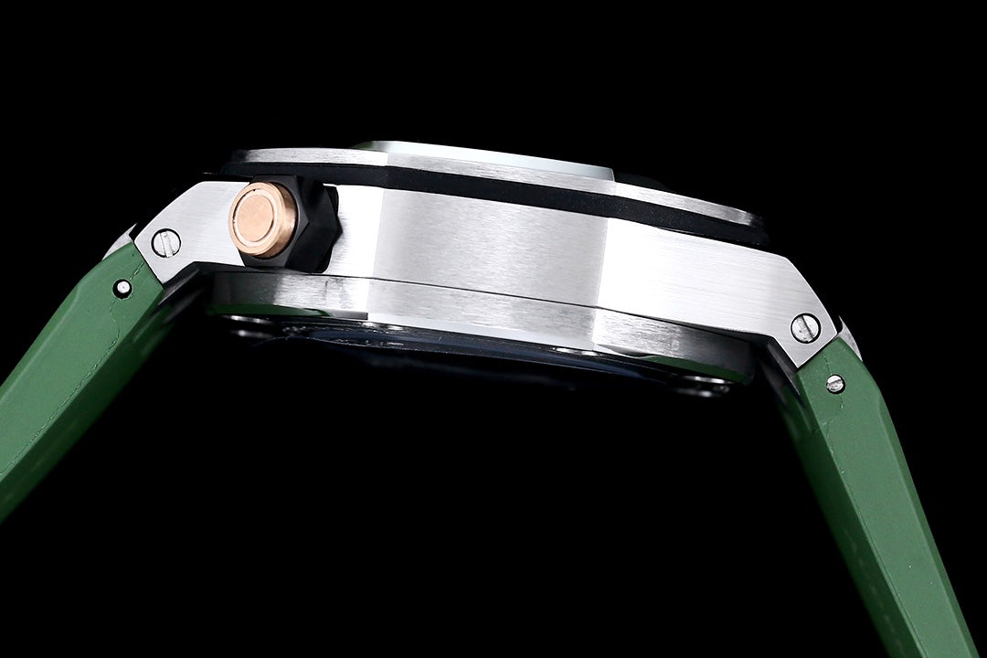 오데마피게 로얄오크 오프쇼어 아보카도 그린 다이버 42mm
