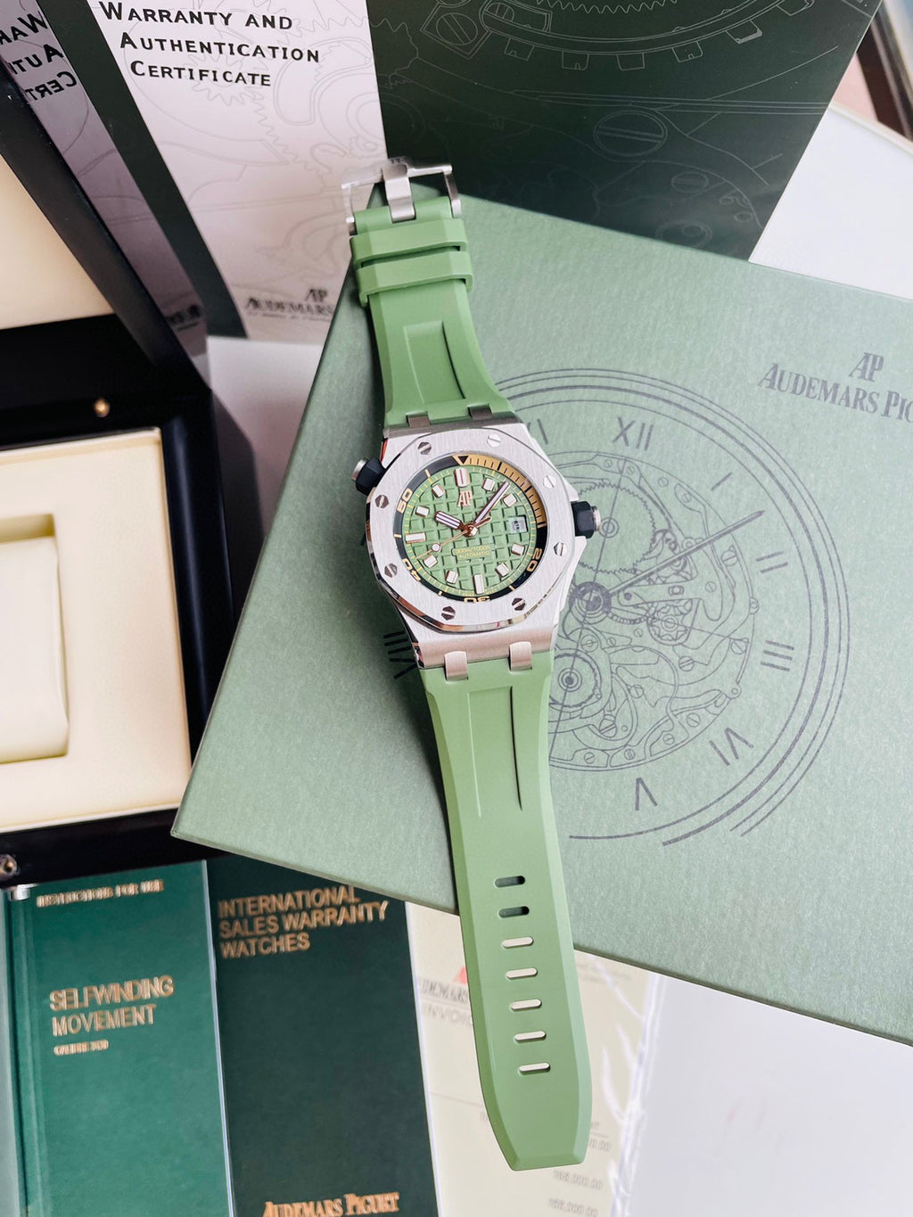 오데마피게 그린 로얄오크 오프쇼어 42mm 다이버