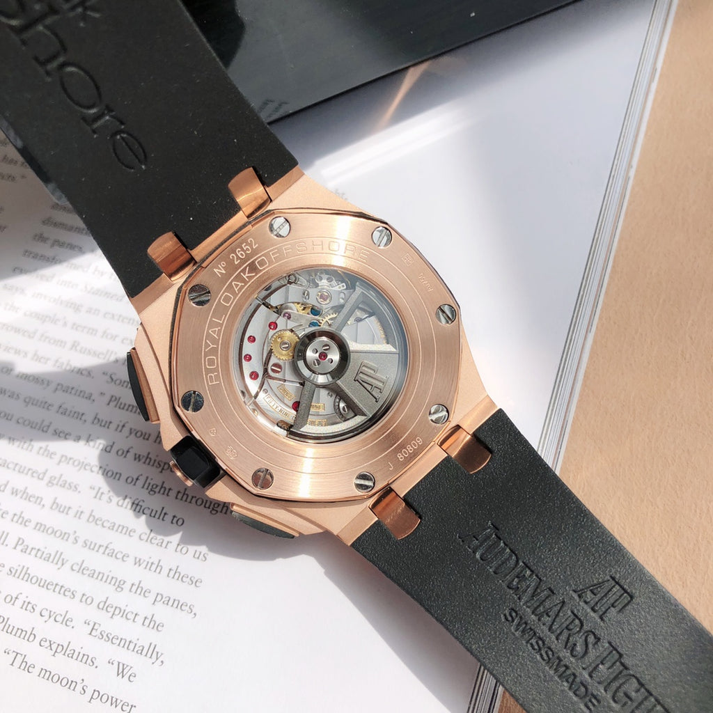 오데마피게 로즈골드 로얄오크 오프쇼어 44mm 금통