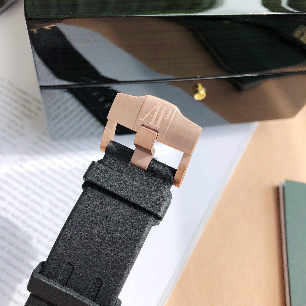 오데마피게 로즈골드 로얄오크 오프쇼어 44mm 금통