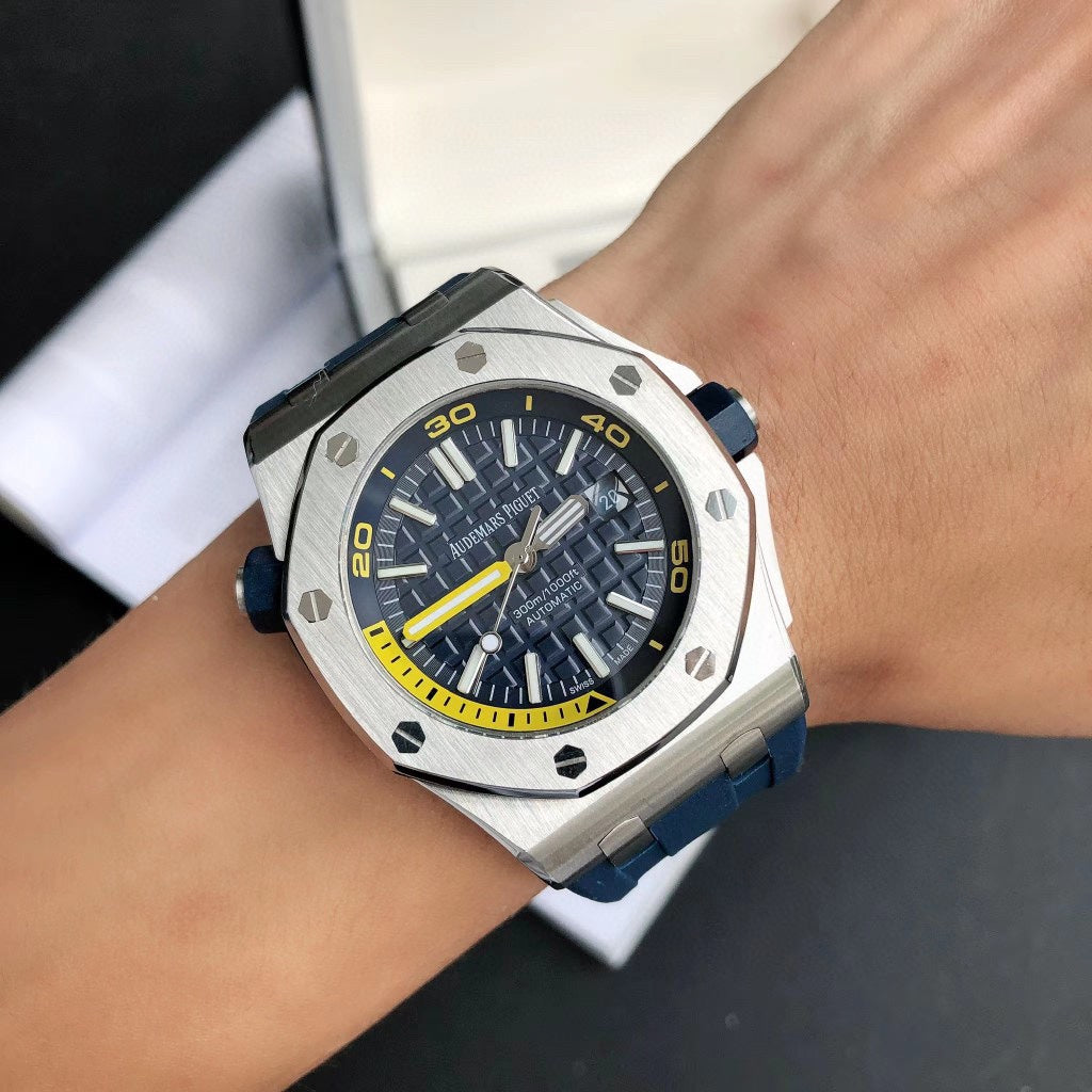 오데마피게 로얄오크 오프쇼어 다이버 블루 옐로우 42mm 펑키 컬러