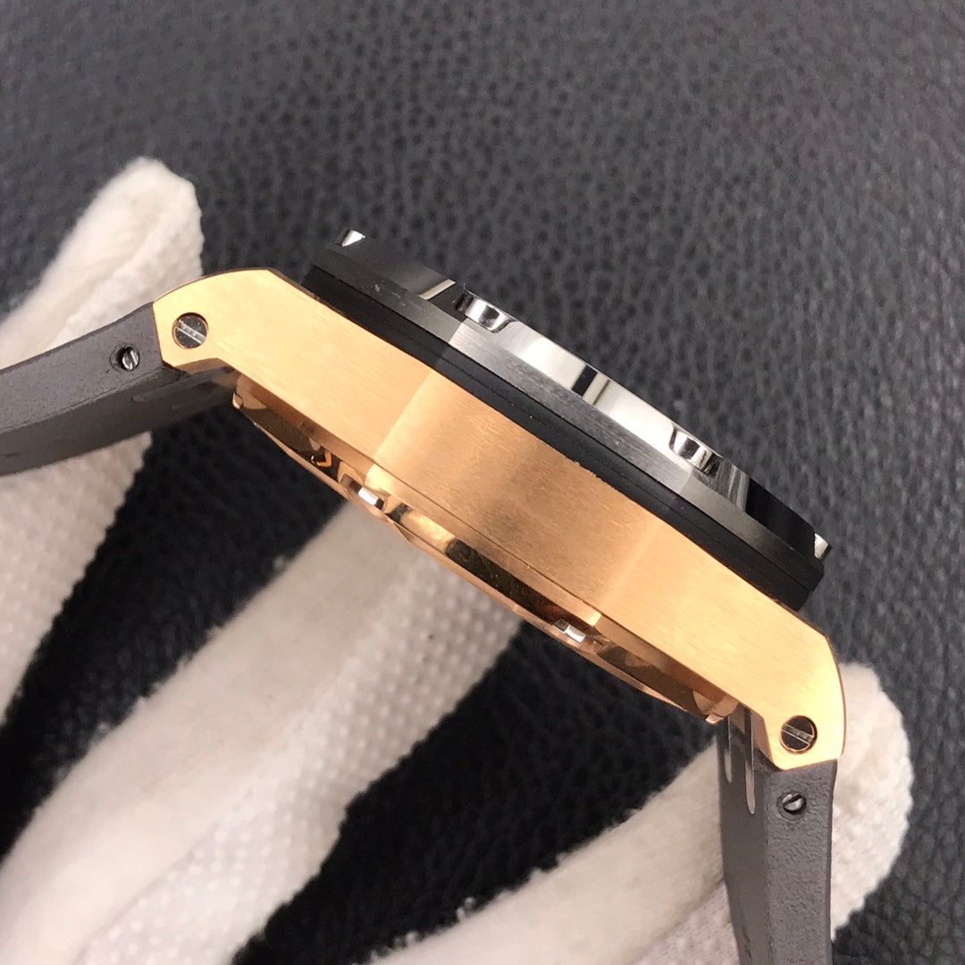 오데마피게 로즈골드 로얄오크 오프쇼어 44mm 슈마허