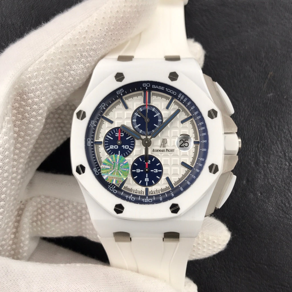 오데마피게 화이트 로얄오크 오프쇼어 44mm 화이트 세라믹