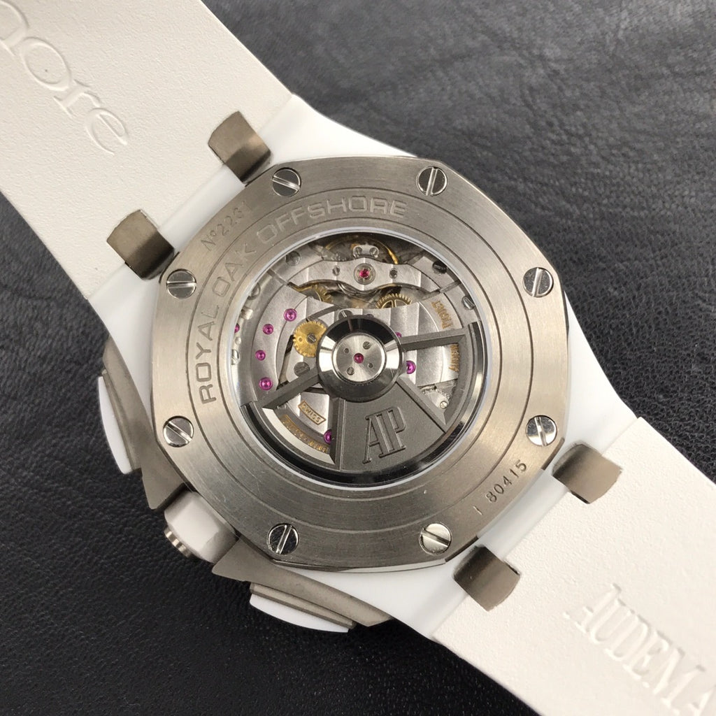 오데마피게 화이트 로얄오크 오프쇼어 44mm 화이트 세라믹