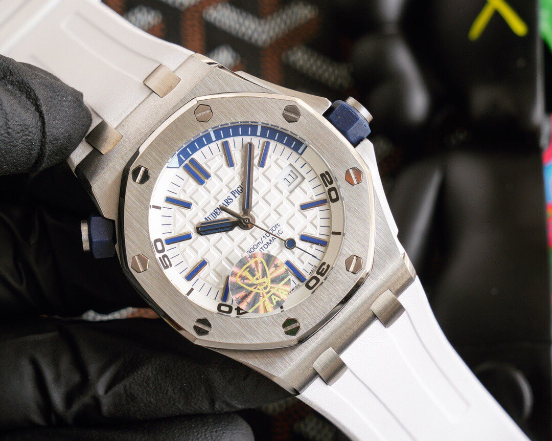 오데마피게 로얄오크 오프쇼어 다이버 화이트 42mm