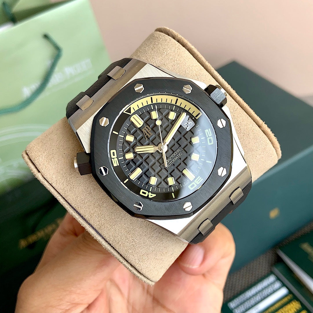 오데마피게 로얄오크 오프쇼어 다이버 검판 42mm