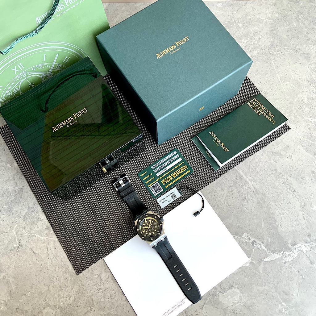 오데마피게 로얄오크 오프쇼어 다이버 검판 42mm