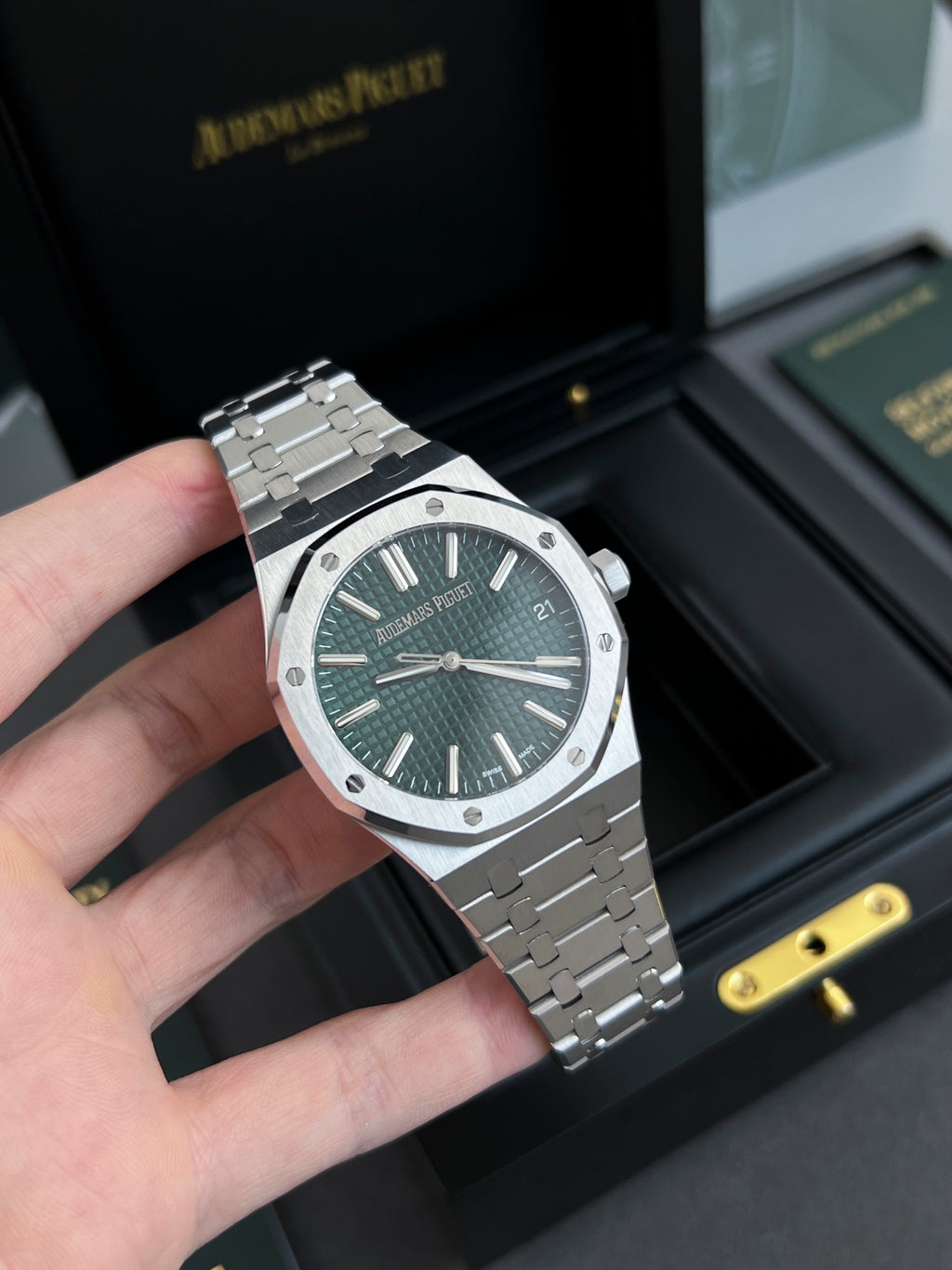 오데마피게 그린 로얄오크 50주년 한정판 41mm