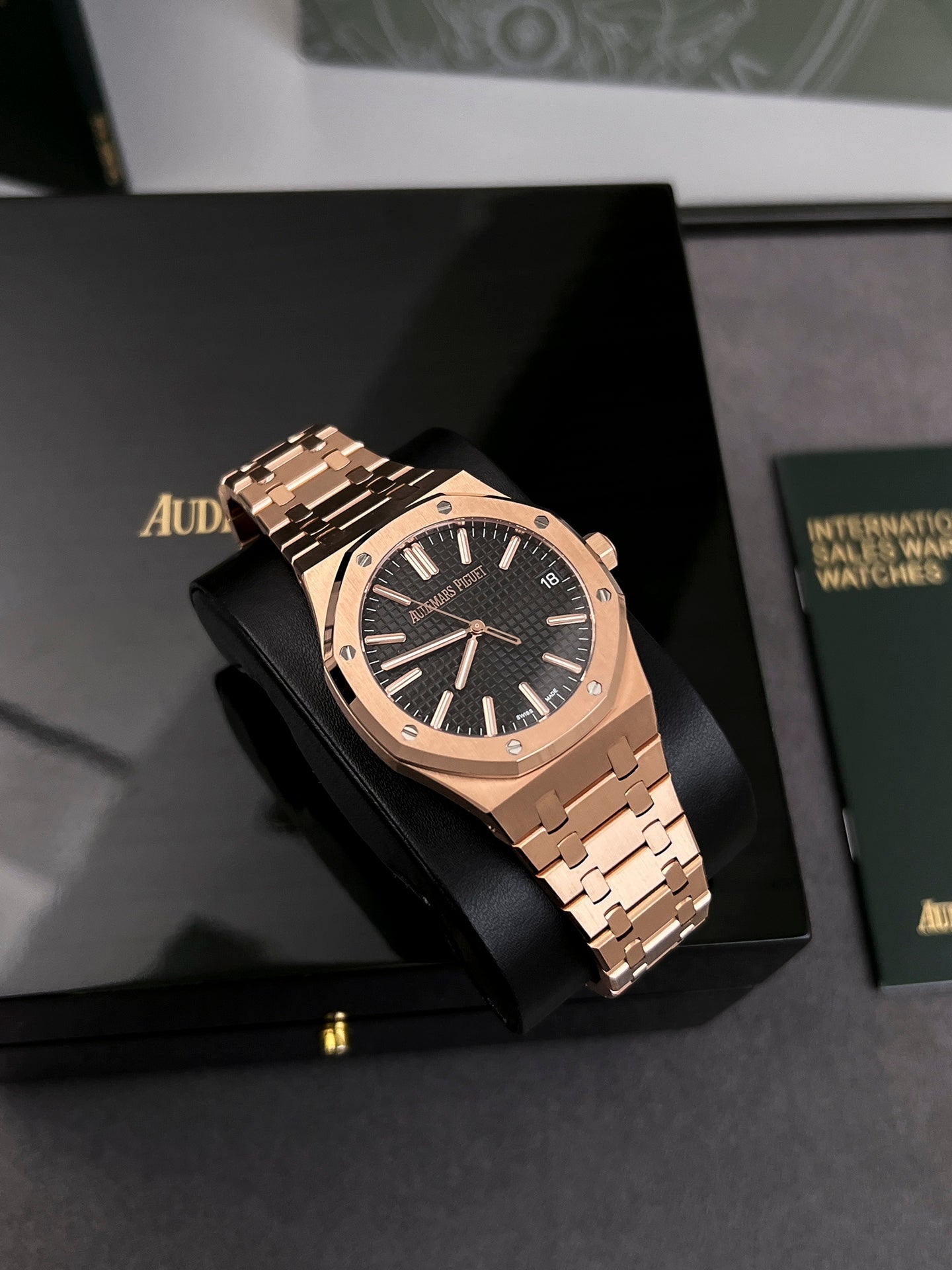 오데마피게 로얄오크 검판 금통 41mm