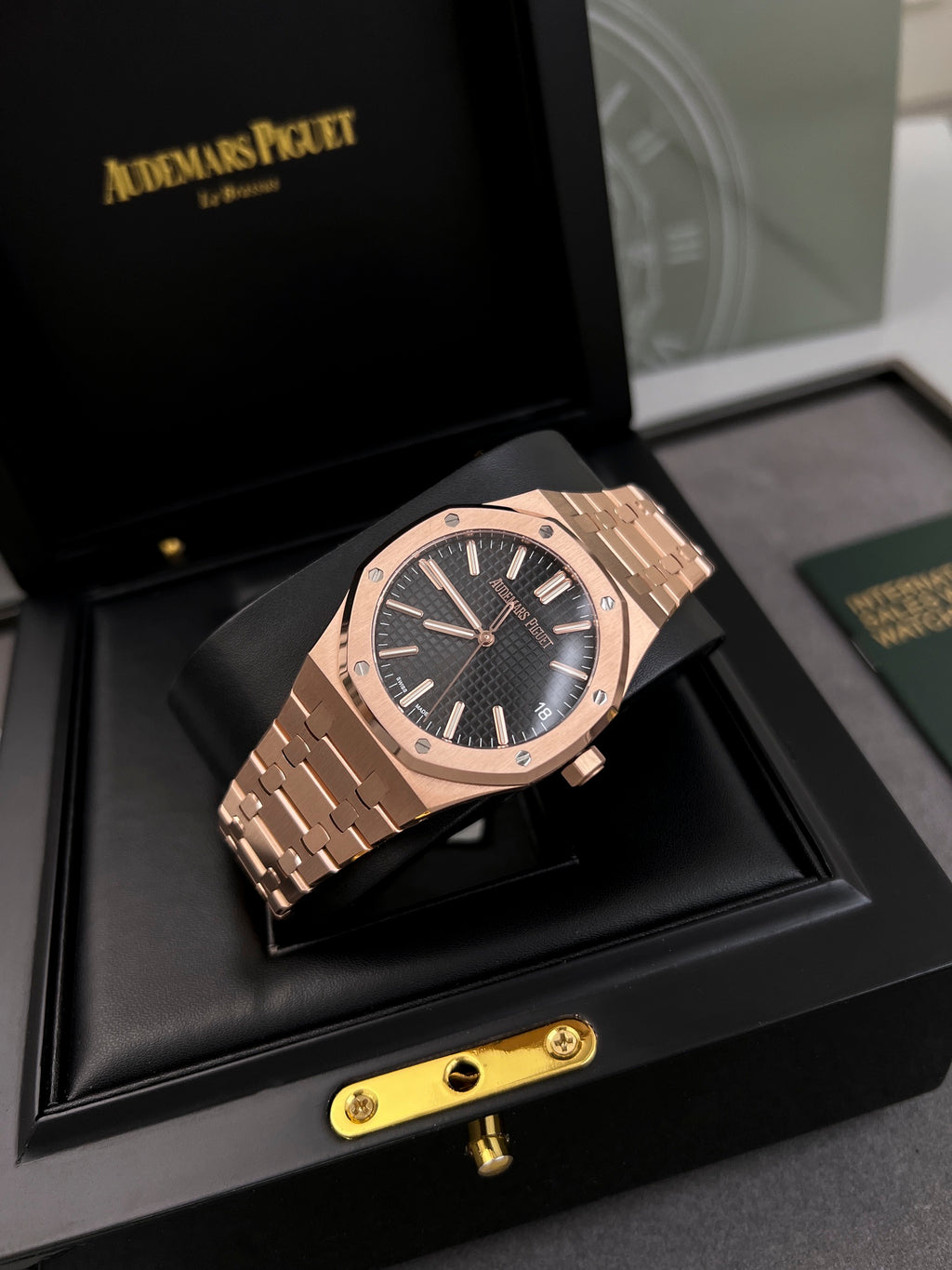 오데마피게 로얄오크 검판 금통 41mm