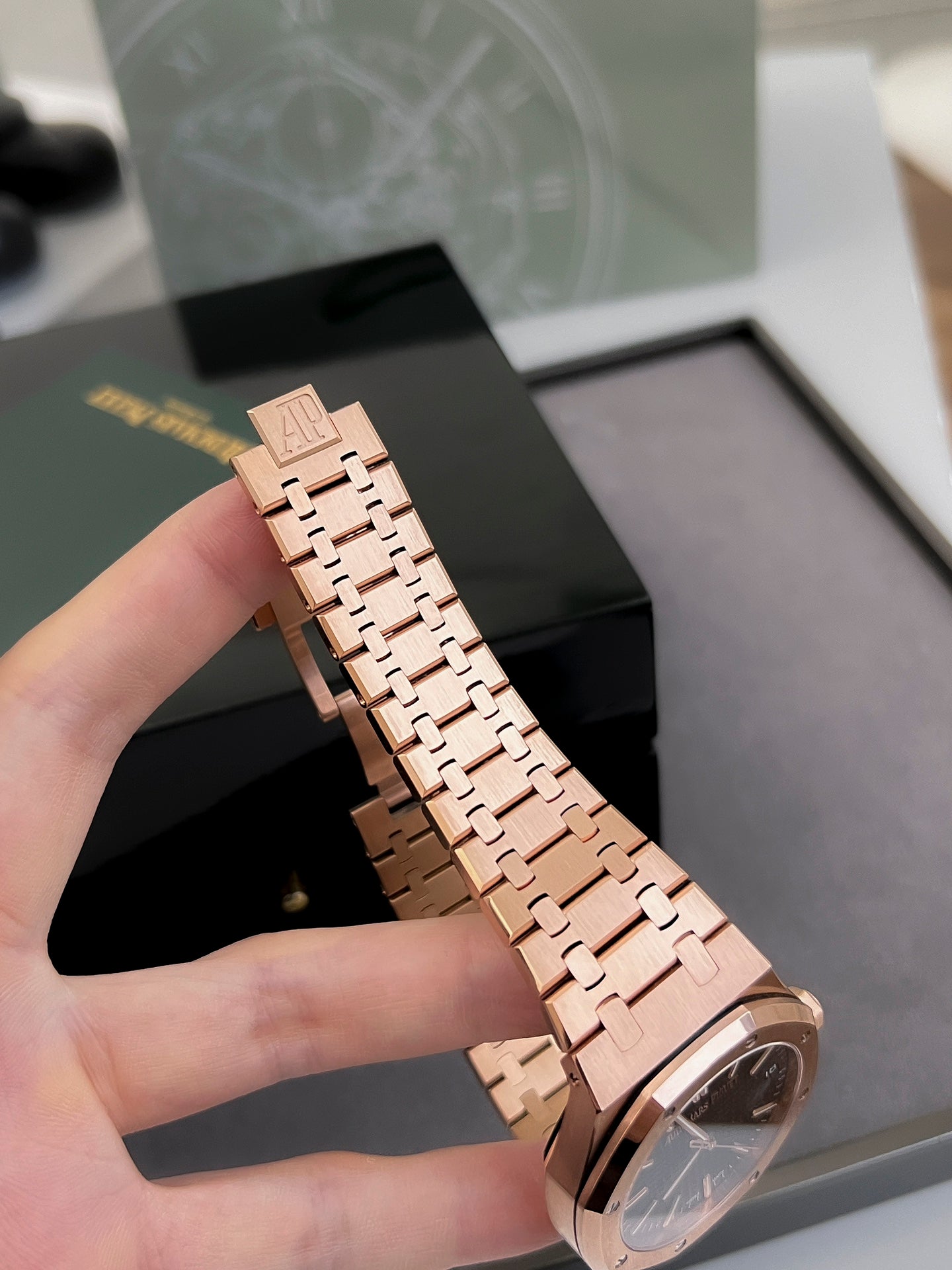 오데마피게 로얄오크 검판 금통 41mm