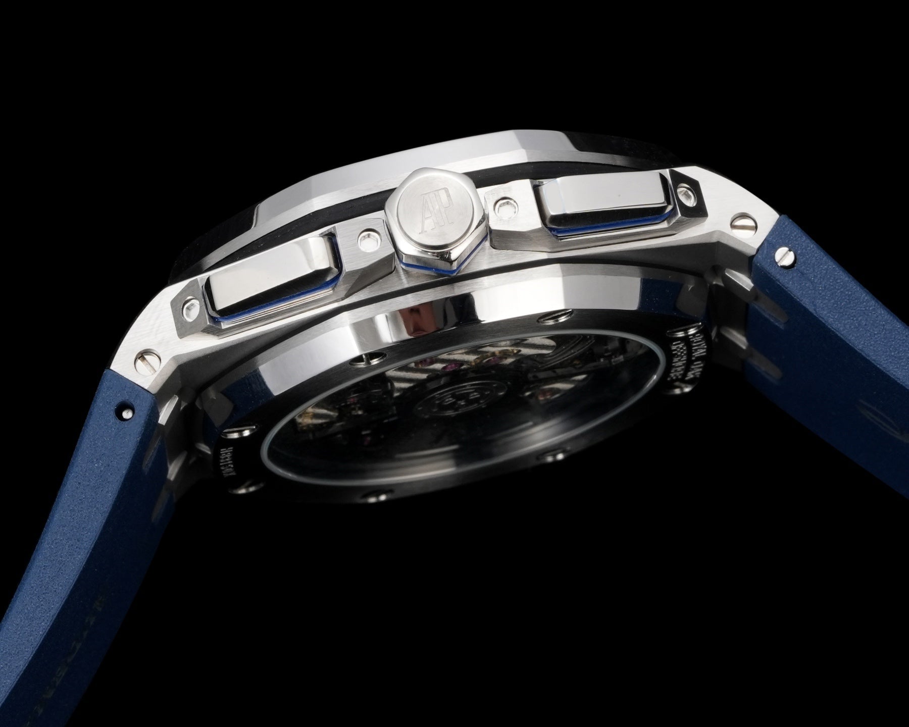 오데마피게 로얄오크 오프쇼어 티타늄 블루 42mm