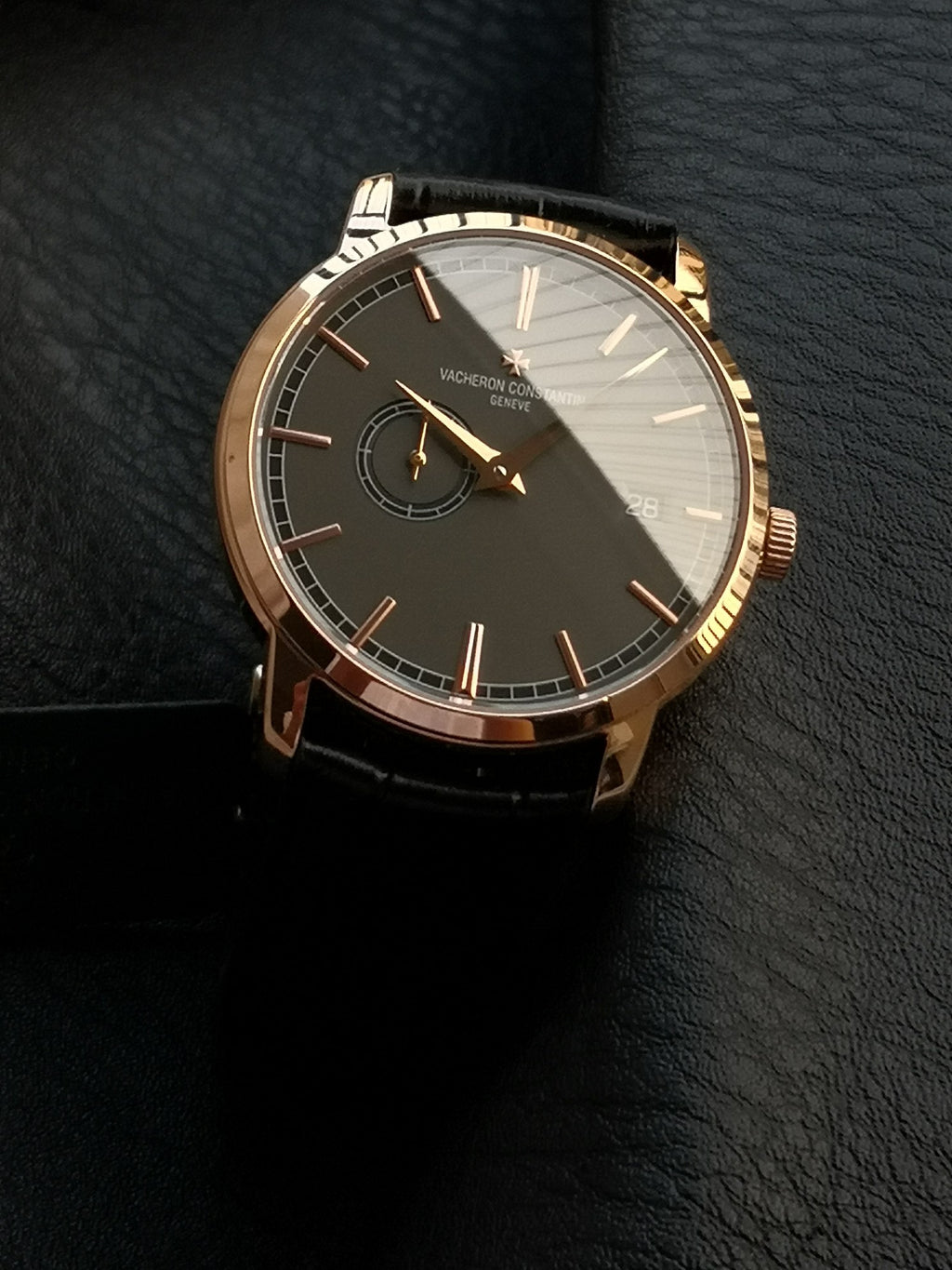 바쉐론 콘스탄틴 트래디셔널 핑크 골드 38mm 드레스 워치