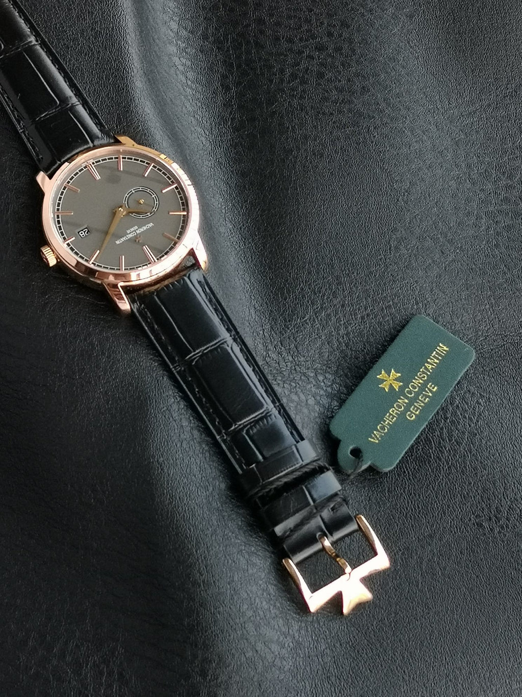 바쉐론 콘스탄틴 트래디셔널 핑크 골드 38mm 드레스 워치