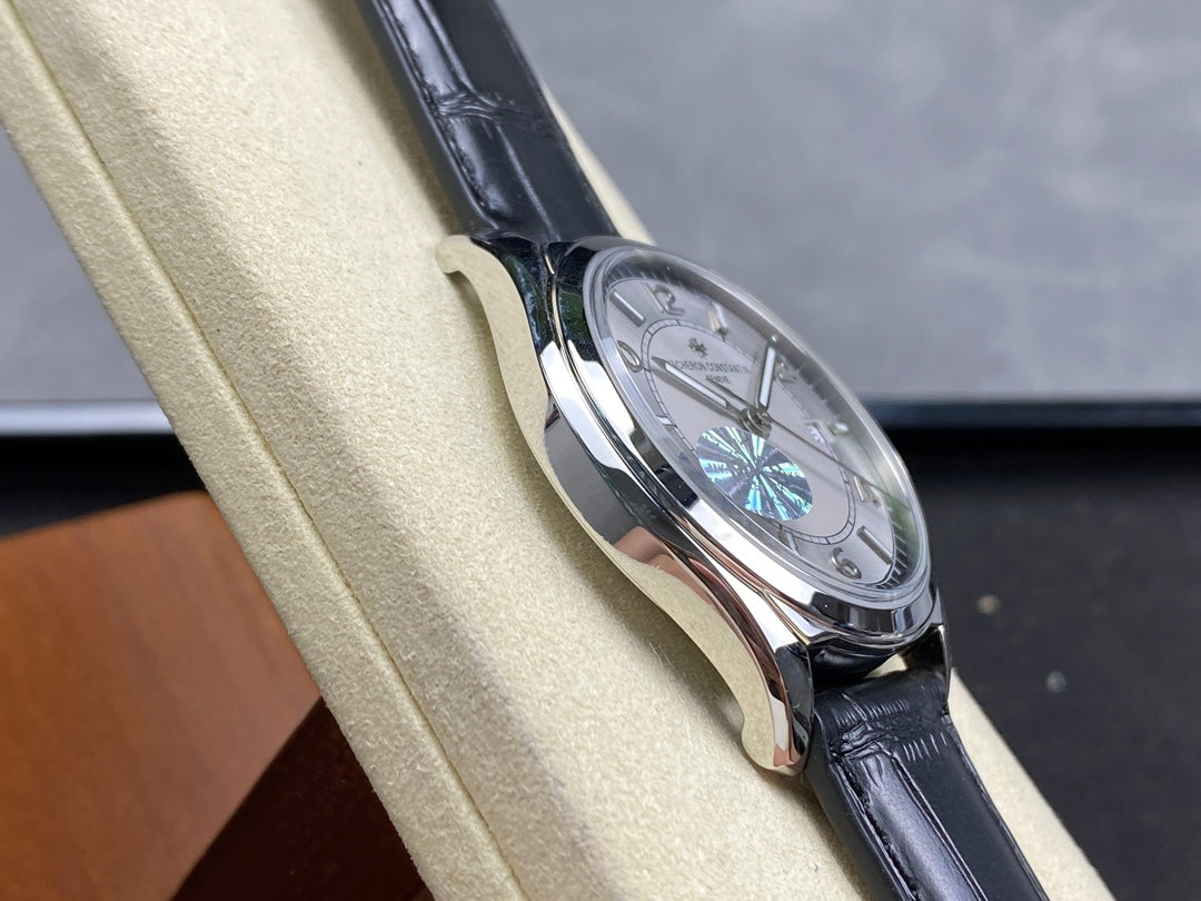 바쉐론 콘스탄틴 피프티식스 실버 40mm 셀프 와인딩