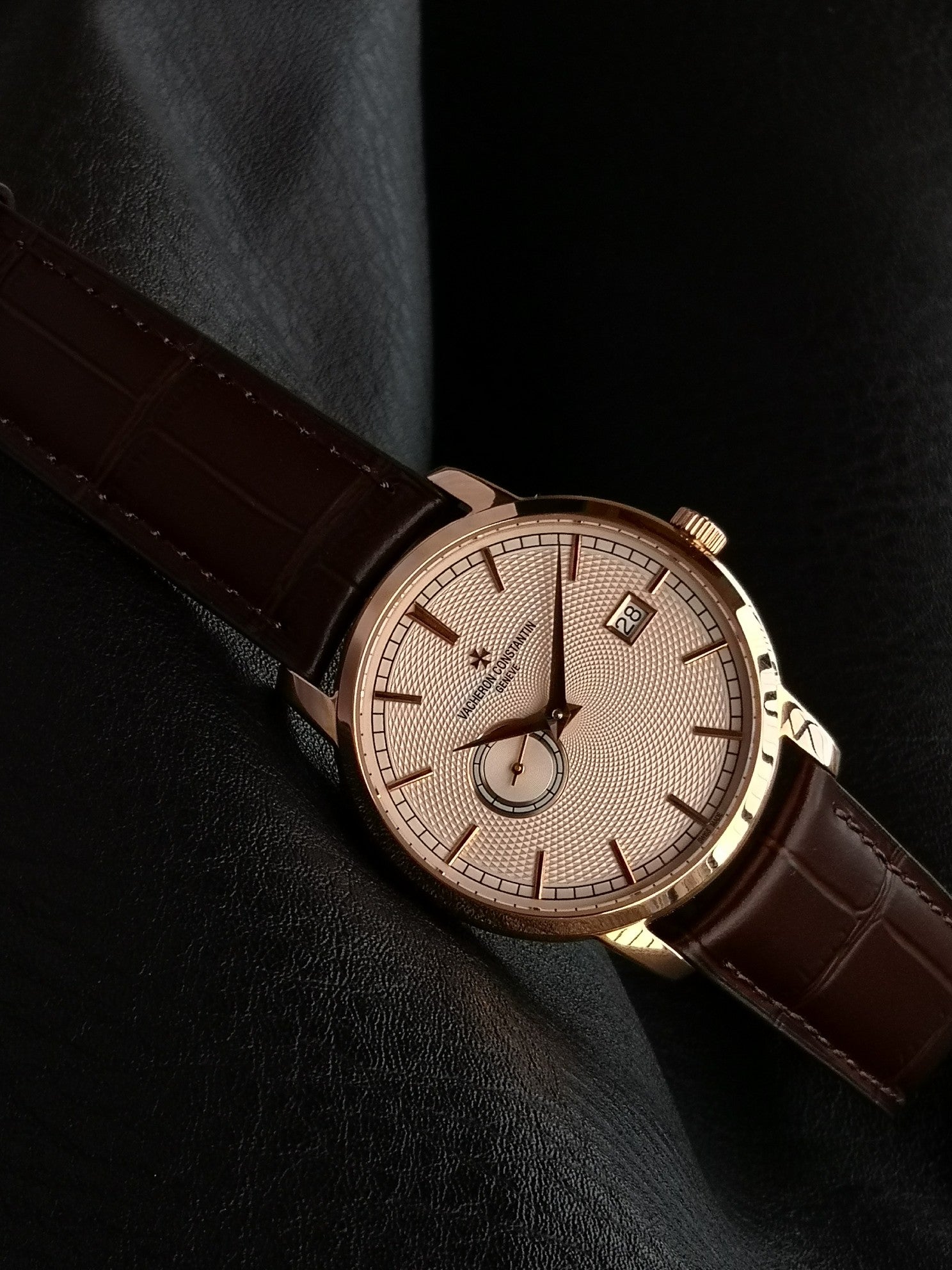 바쉐론 콘스탄틴 트래디셔널 핑크 골드 38mm 드레스 워치