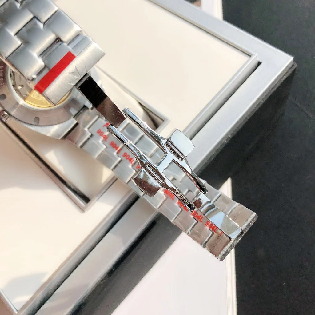 바쉐론 콘스탄틴 오버시즈 41mm 블루 오버시즈
