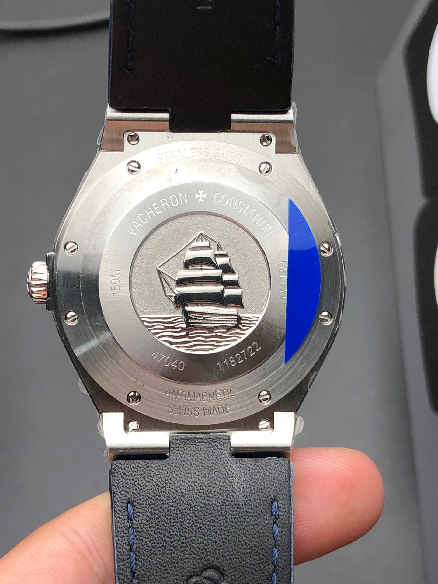 바쉐론 콘스탄틴 오버시즈 블루 42mm 오버시즈