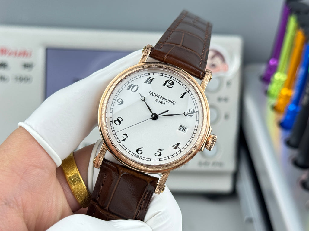 파텍필립 칼라트라바 오피서 로즈 골드 화이트 다이얼