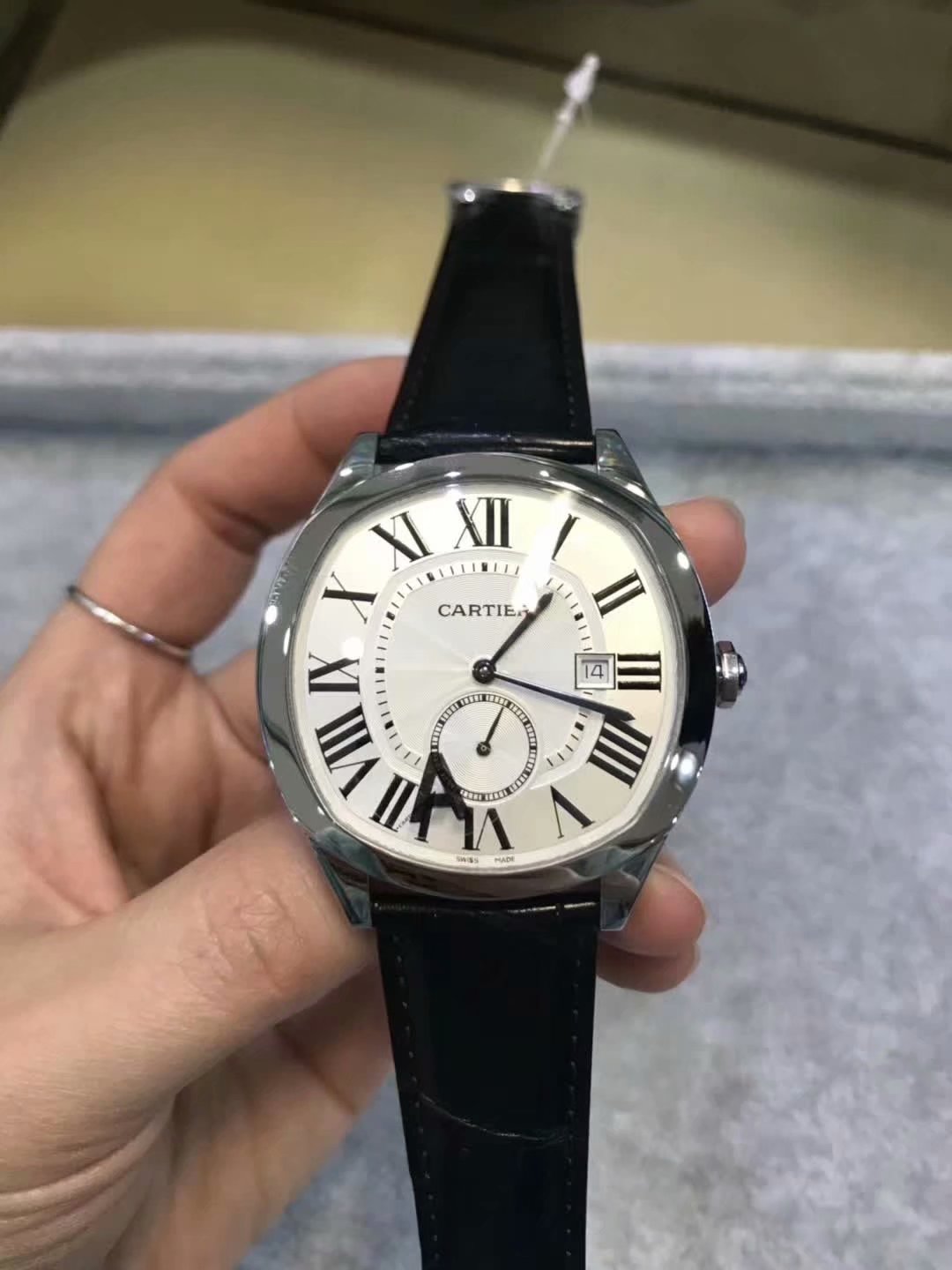 까르띠에 드라이브 드 까르띠에 41mm 실버 레더
