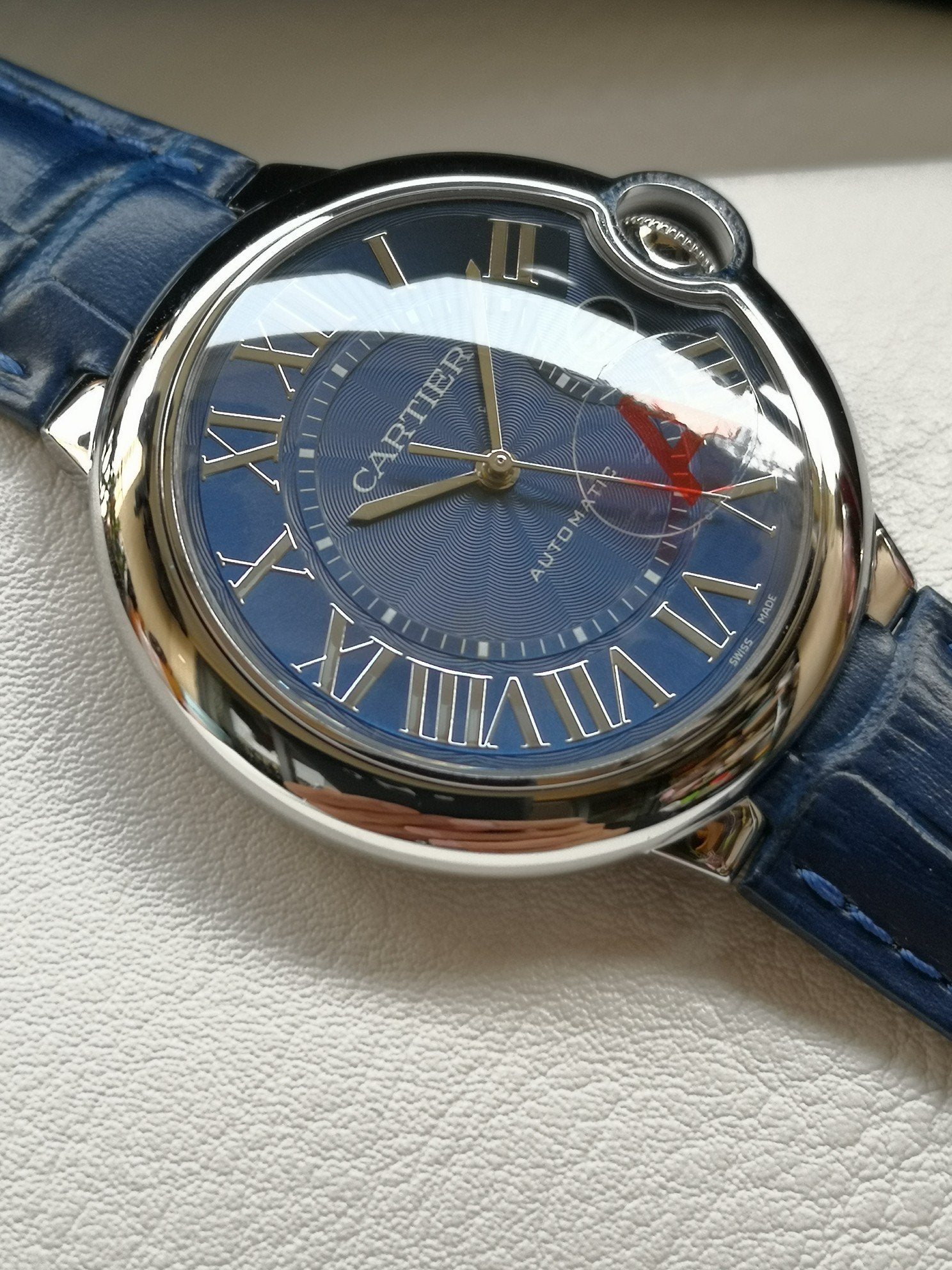 까르띠에 발롱 블루 42mm 블루 레더