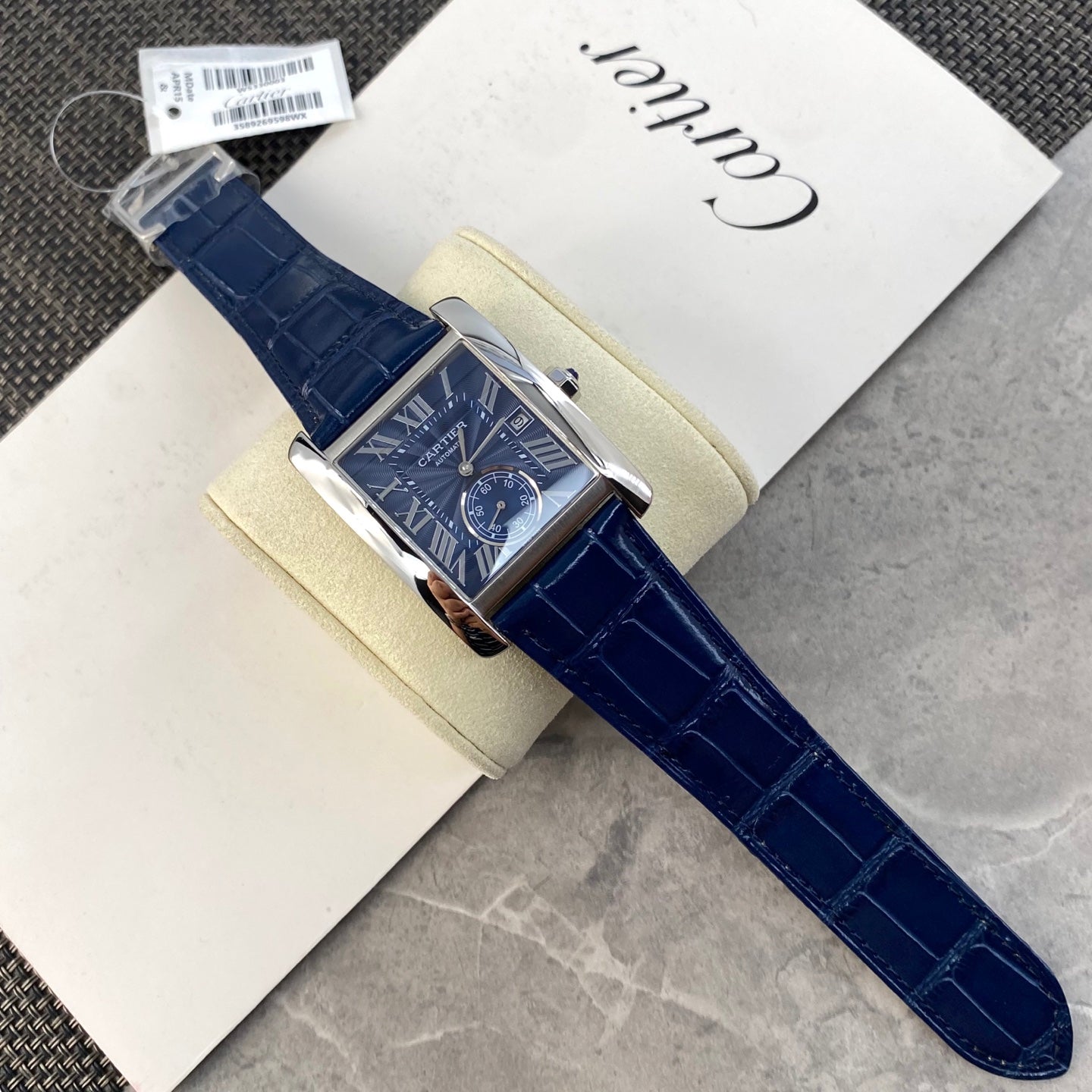 까르띠에 탱크 MC 34mm 블루 레더