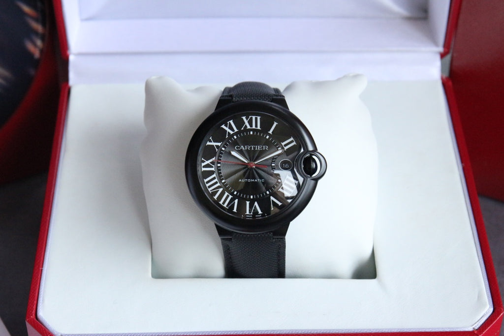 까르띠에 발롱 블루 42mm 카본 블랙