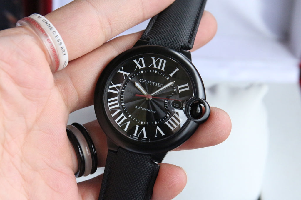 까르띠에 발롱 블루 42mm 카본 블랙