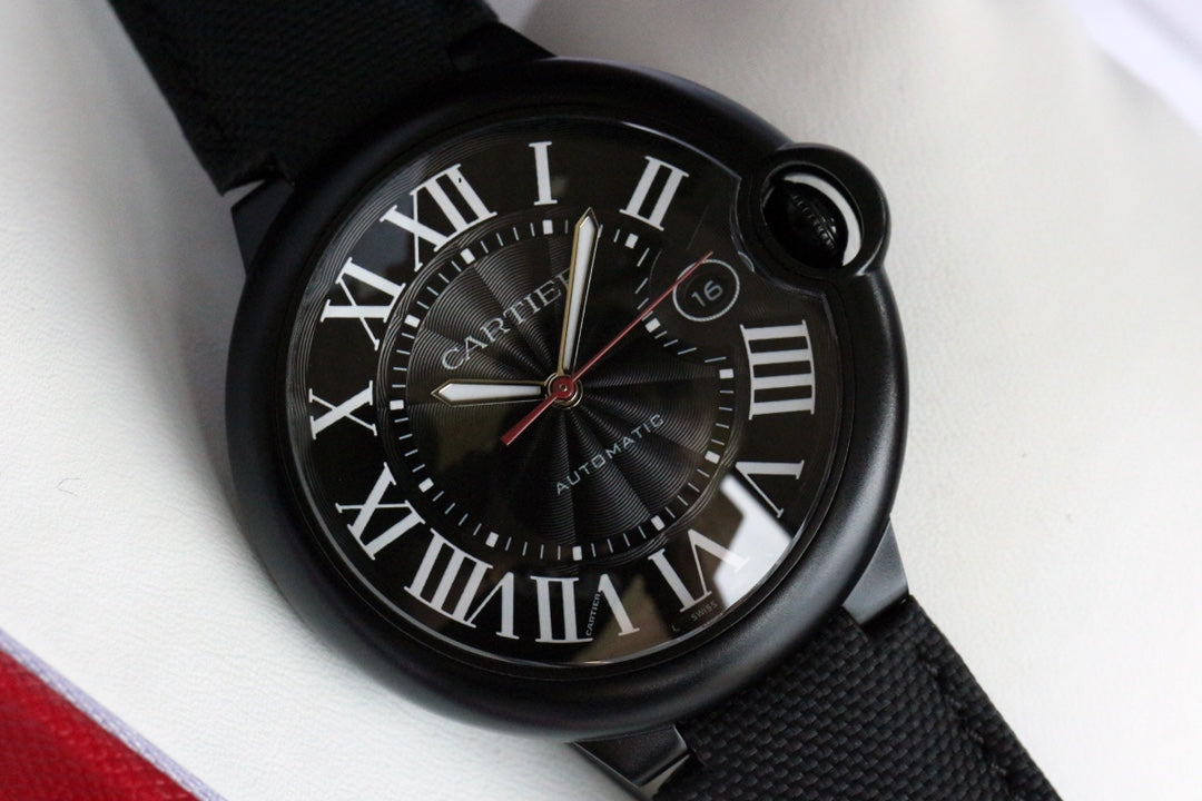 까르띠에 발롱 블루 42mm 카본 블랙
