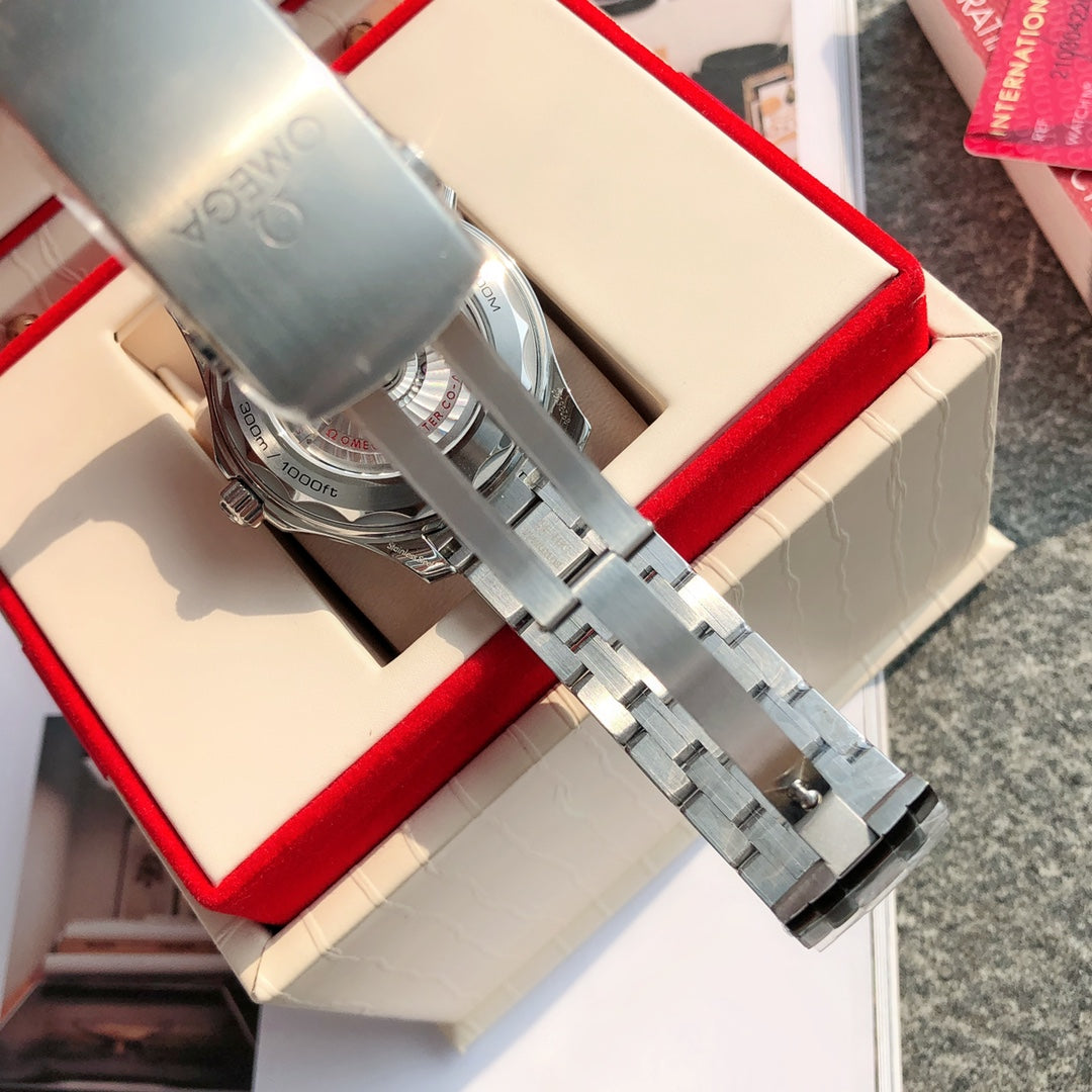 오메가 씨마스터 다이버 300 그린 시계 42mm 초록