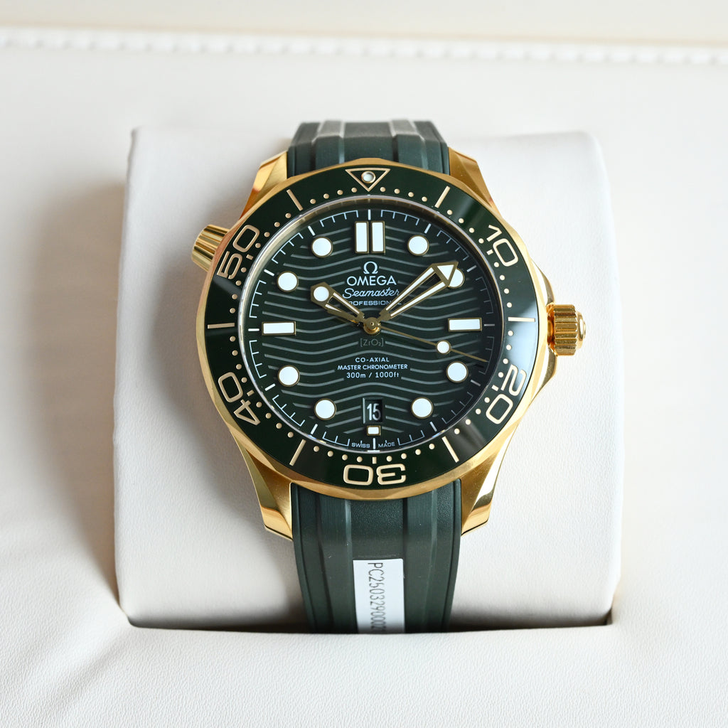 오메가 씨마스터 다이버 300 그린 금통 시계 42mm 문샤인