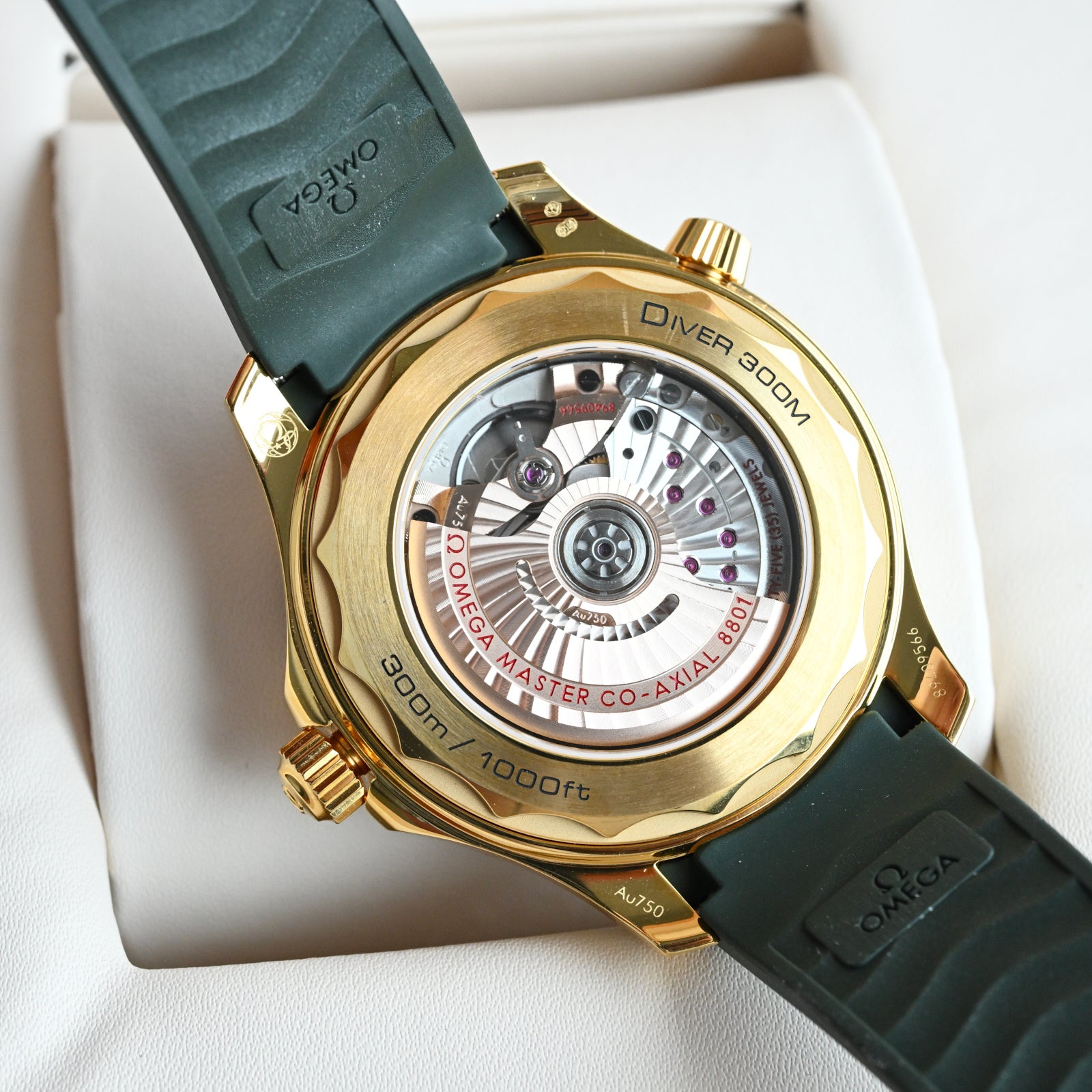 오메가 씨마스터 다이버 300 그린 금통 시계 42mm 문샤인