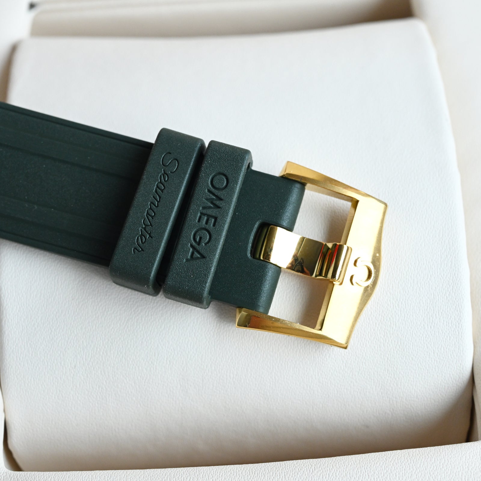 오메가 스페셜리스트 CK 859 실버 시계 39mm 넘버드 에디션