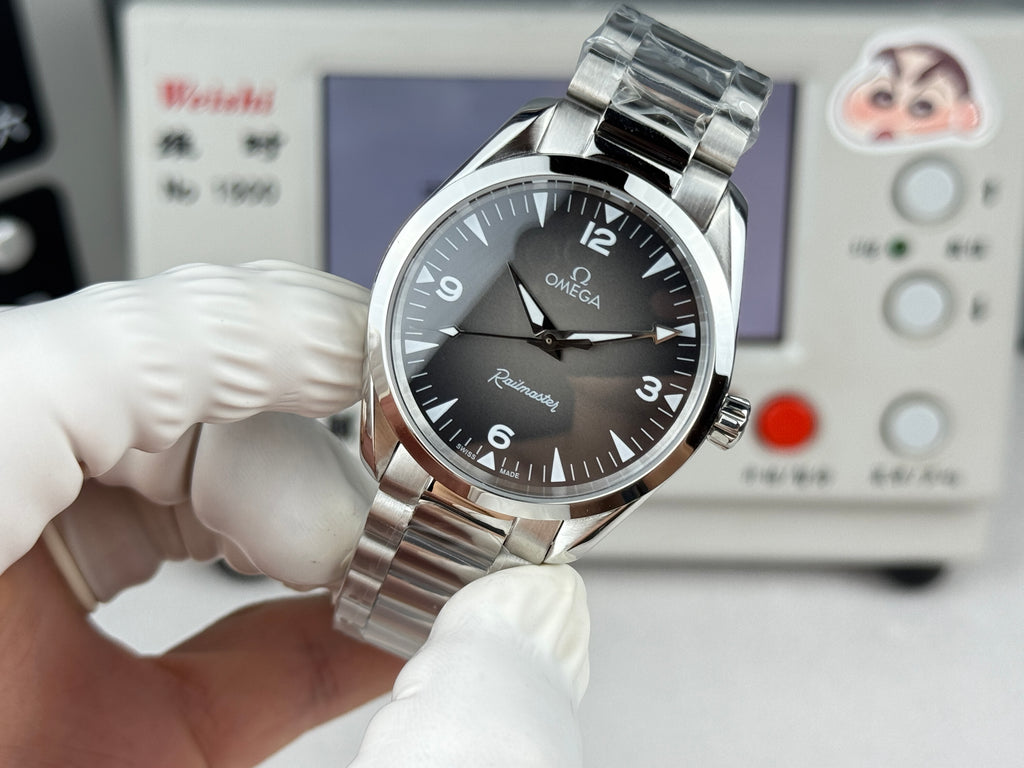 오메가 씨마스터 레일마스터 그레이 시계 38mm 레일마스터