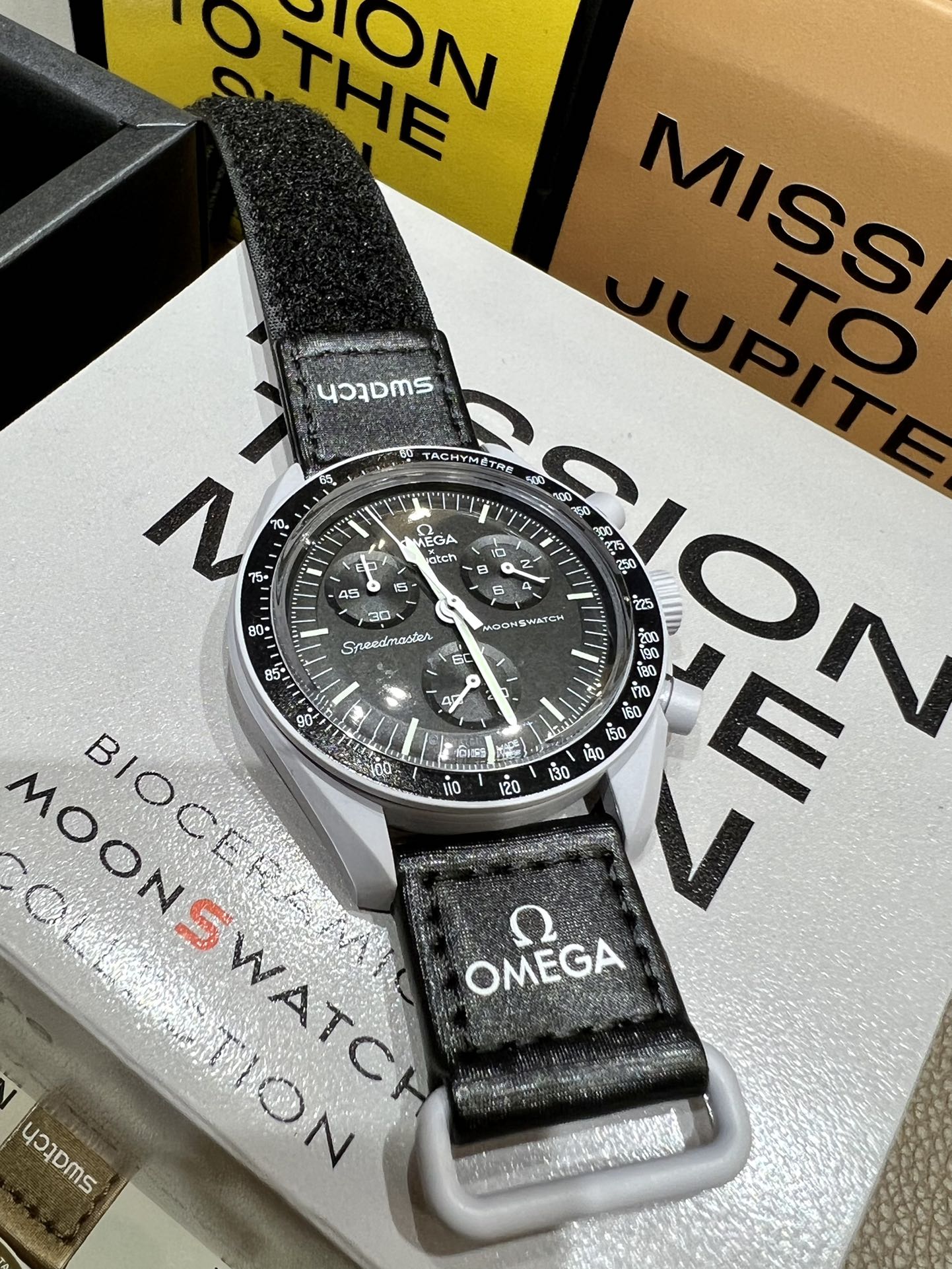 스와치 x 오메가 바이오세라믹 문스와치 스틸 그레이 42mm 미션 투 더 문