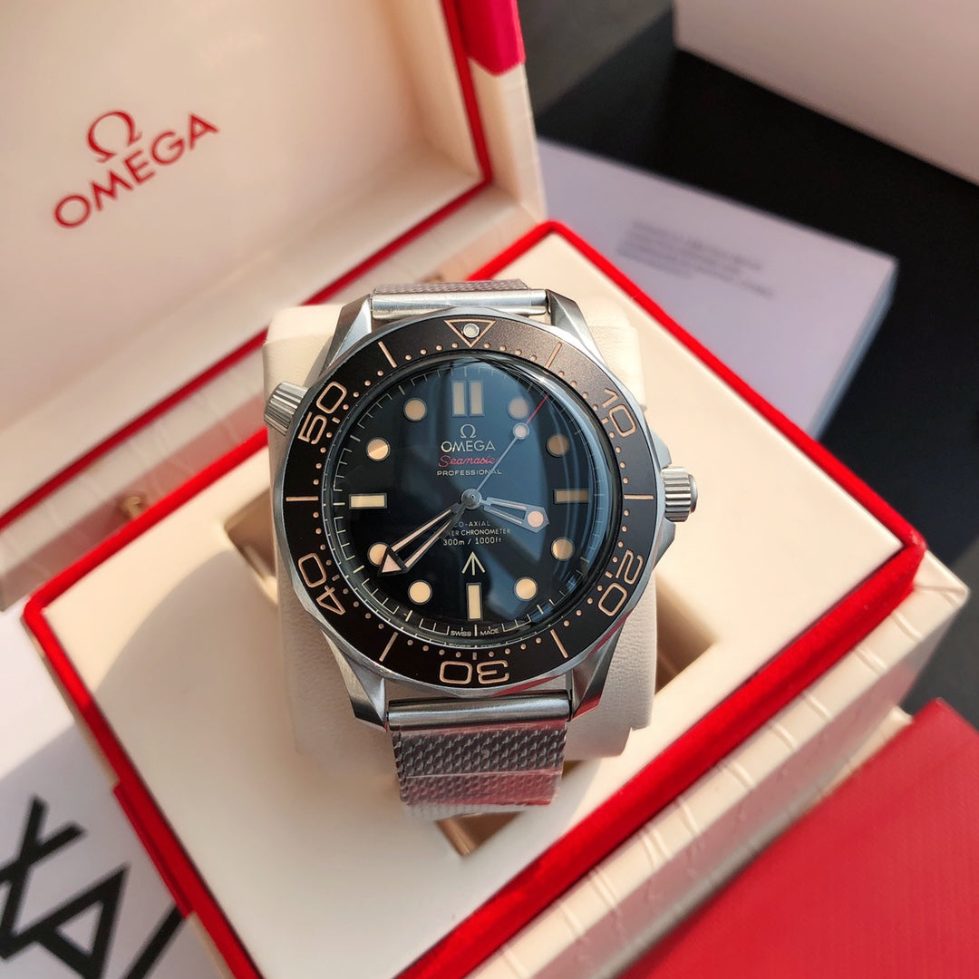 오메가 씨마스터 다이버 300M 티타늄 브라운 42mm 007 에디션