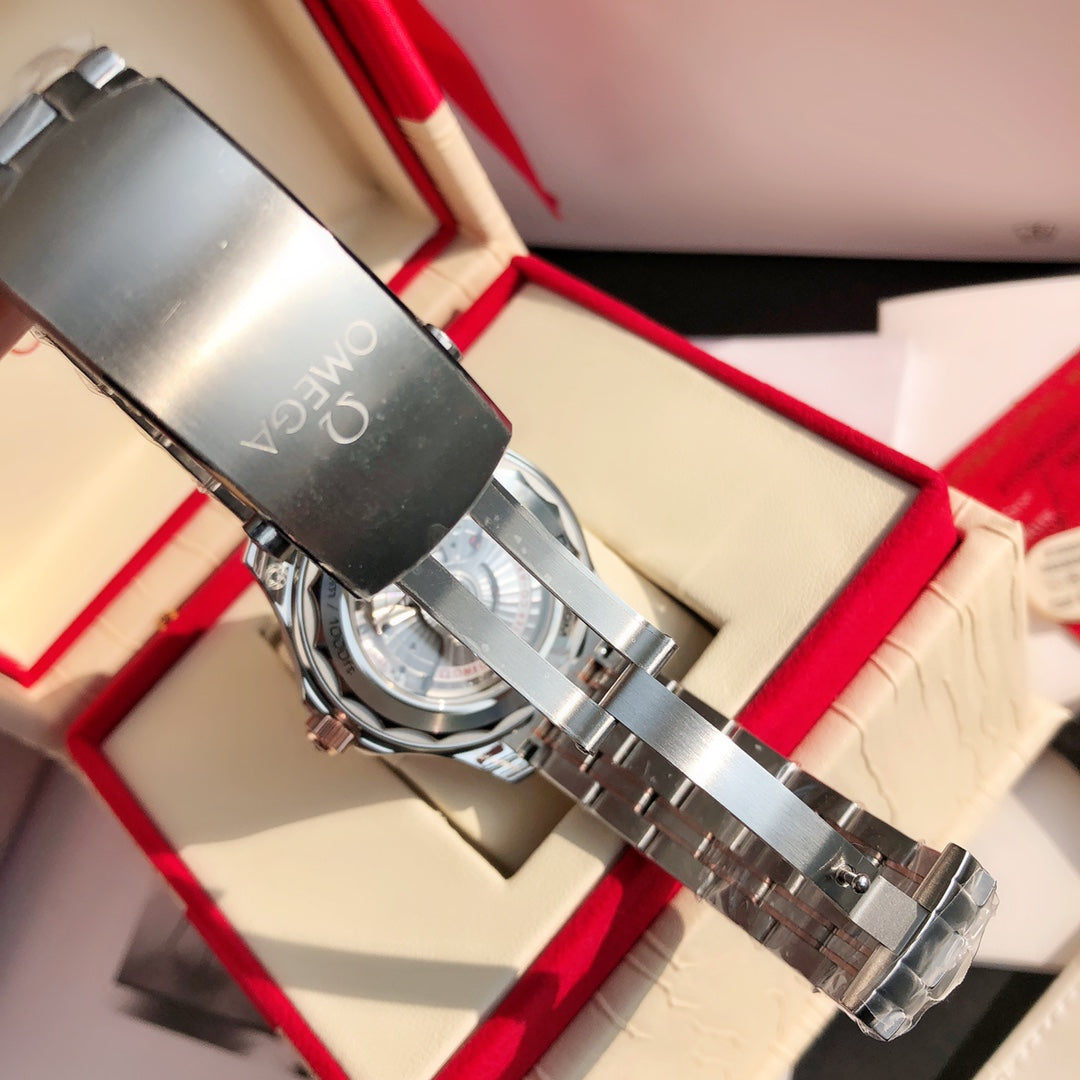 오메가 씨마스터 다이버 300 블랙 시계 42mm 검판 콤비