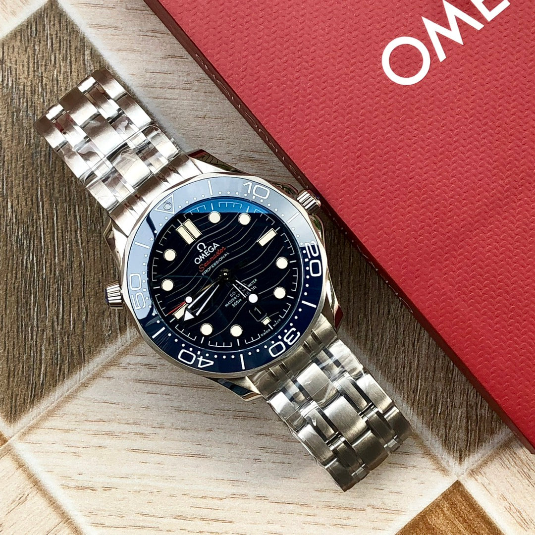 오메가 씨마스터 다이버 300M 코-액시얼 마스터 크로노미터 스틸 블루 42mm 청판