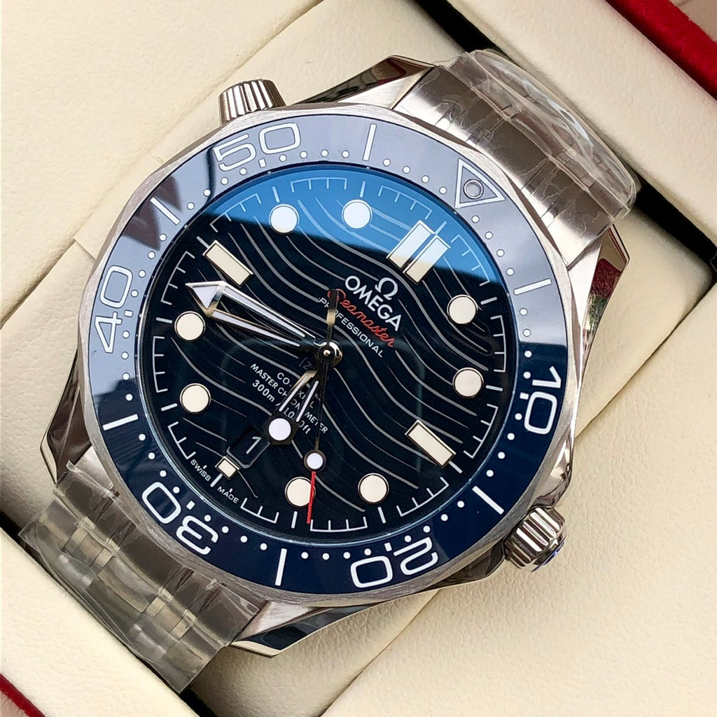 오메가 씨마스터 다이버 300M 코-액시얼 마스터 크로노미터 스틸 블루 42mm 청판