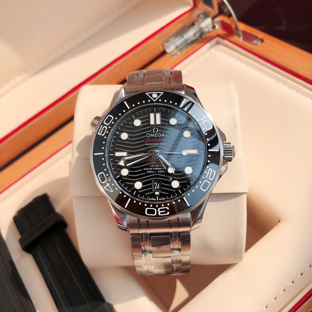 씨마스터 다이버 300M 블랙 세라믹 콤비 (옐로우골드 / 로즈골드) 42mm